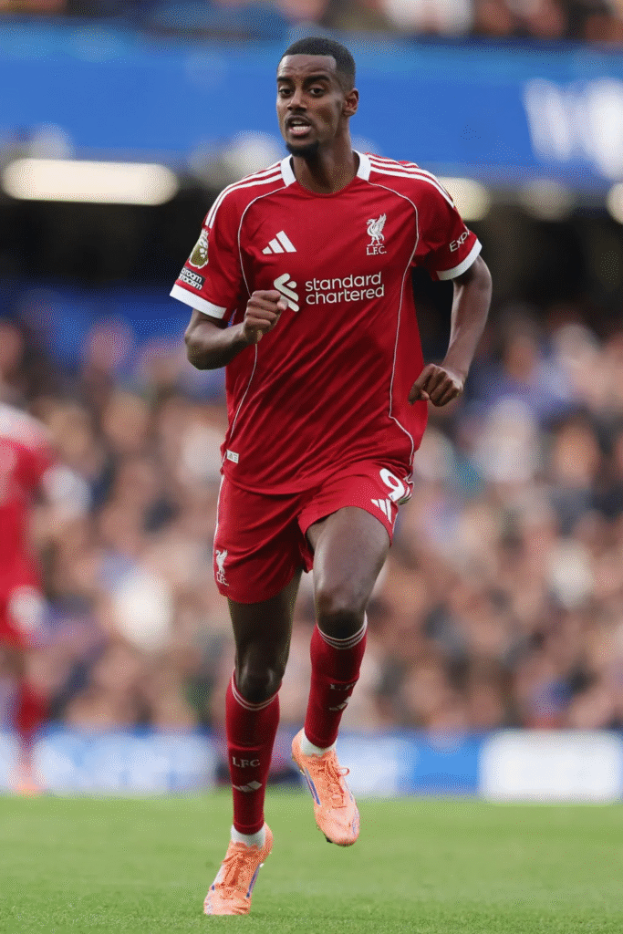 image-138-683x1024 Comment les tactiques de Slot ont exposé Liverpool et pourquoi le pari de 324 millions de livres sterling sur le transfert s'est retourné contre lui, les stars Salah et Van Dijk étant sur le déclin.