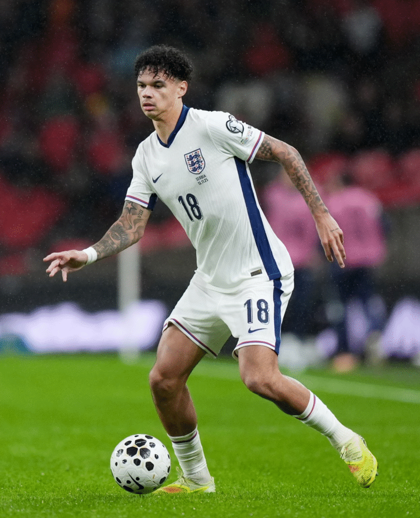 image-292-831x1024 Notes des joueurs anglais : Nico O'Reilly impressionne pour sa première apparition aux côtés d'Elliot Anderson… mais Harry Kane passe une soirée discrète