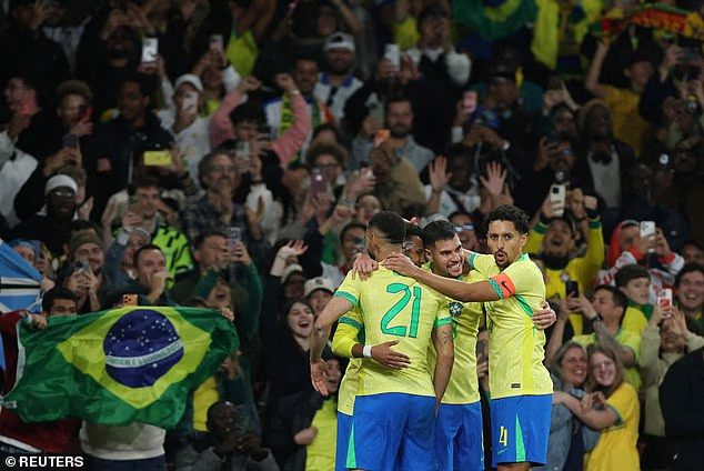 image-387 Pourquoi le Brésil est en passe de devenir un véritable prétendant à la Coupe du Monde : une défense solide, une attaque atypique et une star de Manchester United devenue le joueur « le plus important » de Carlo Ancelotti.