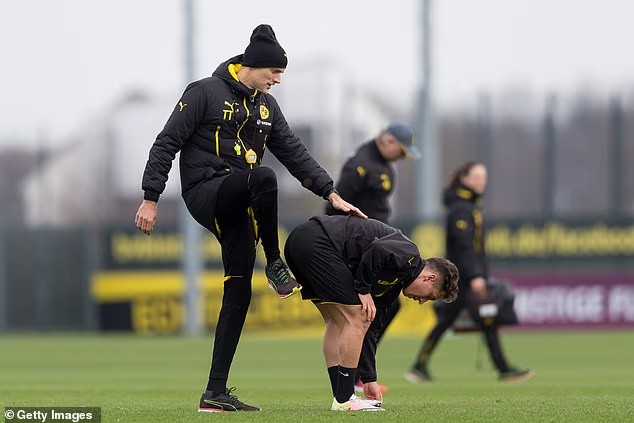 image-434 Thomas Tuchel, le maître intraitable des stars : le sélectionneur anglais a malmené Kylian Mbappé et divisé le vestiaire à Munich – Jude Bellingham doit maintenant se méfier des altercations d’avant-Coupe du monde.