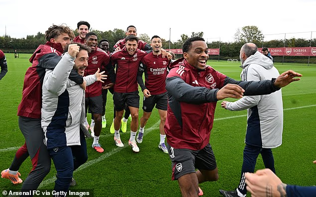 image-457 Révélation : le dossier secret d'IA d'Arsenal qui leur donne l'avantage – et comment cette base de données personnalisée va améliorer tous les aspects, de la prévention des blessures aux transferts, en passant par la création de nouvelles analyses tactiques pour Mikel Arteta.