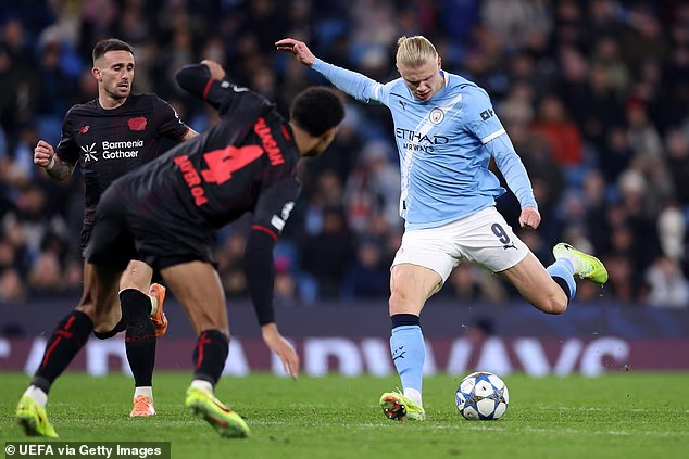 image-874 Pep Guardiola admet être responsable de la défaite 2-0 de Manchester City face au Bayer Leverkusen et reconnaît que ses 10 changements étaient une « erreur ».