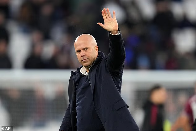 image-18 Comment un remplaçant peut réparer les failles de Liverpool – et les signes que Florian Wirtz pourrait devenir le véritable maître à bord de cette équipe.