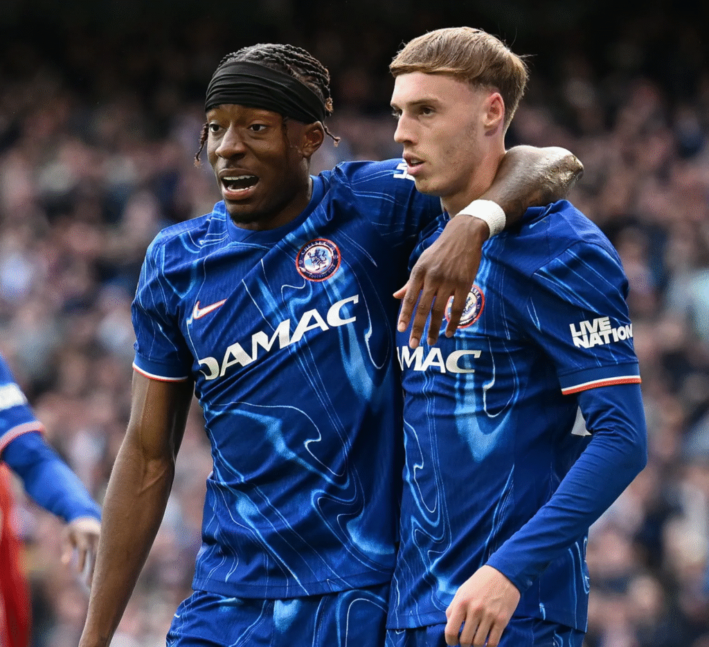 image-40-1024x935 La réaction de Cole Palmer aux huées des supporters de Chelsea contre Noni Madueke en dit long, comme le montrent de nouvelles images.